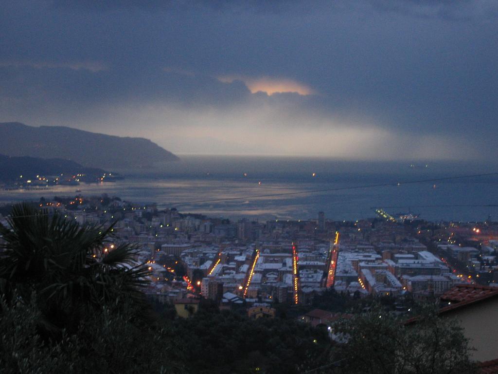 B&B Mare E Monti La Spezia Ruang foto