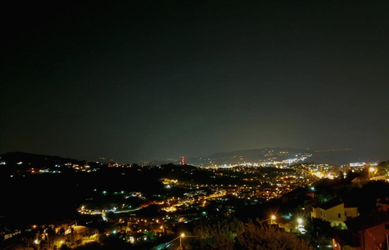 B&B Mare E Monti La Spezia Bagian luar foto